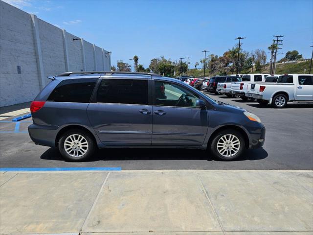 used 2007 Toyota Sienna car, priced at $9,999
