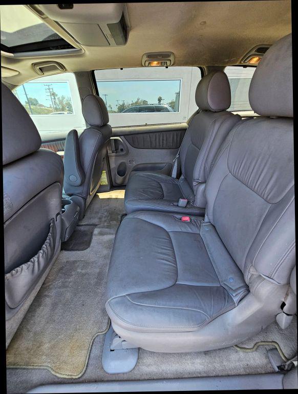 used 2007 Toyota Sienna car, priced at $9,999
