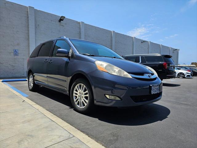 used 2007 Toyota Sienna car, priced at $9,999