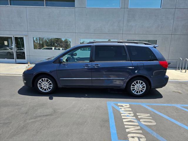 used 2007 Toyota Sienna car, priced at $9,999