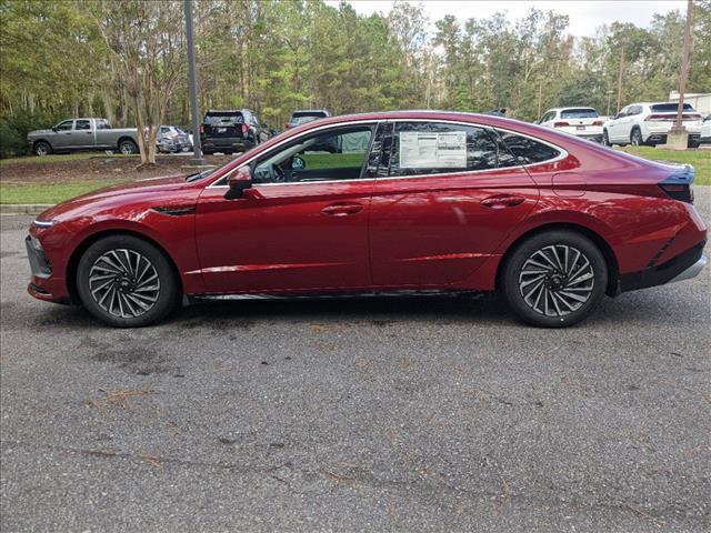 new 2025 Hyundai Sonata Hybrid car, priced at $39,680