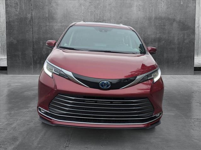 used 2022 Toyota Sienna car, priced at $39,998