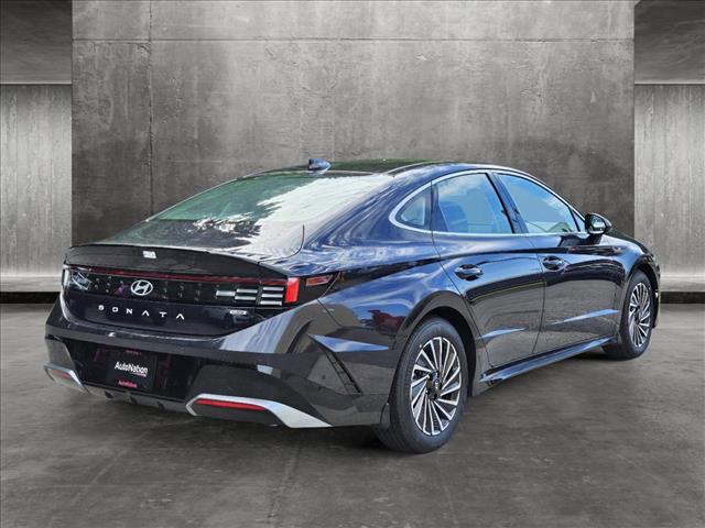 new 2024 Hyundai Sonata Hybrid car, priced at $37,905