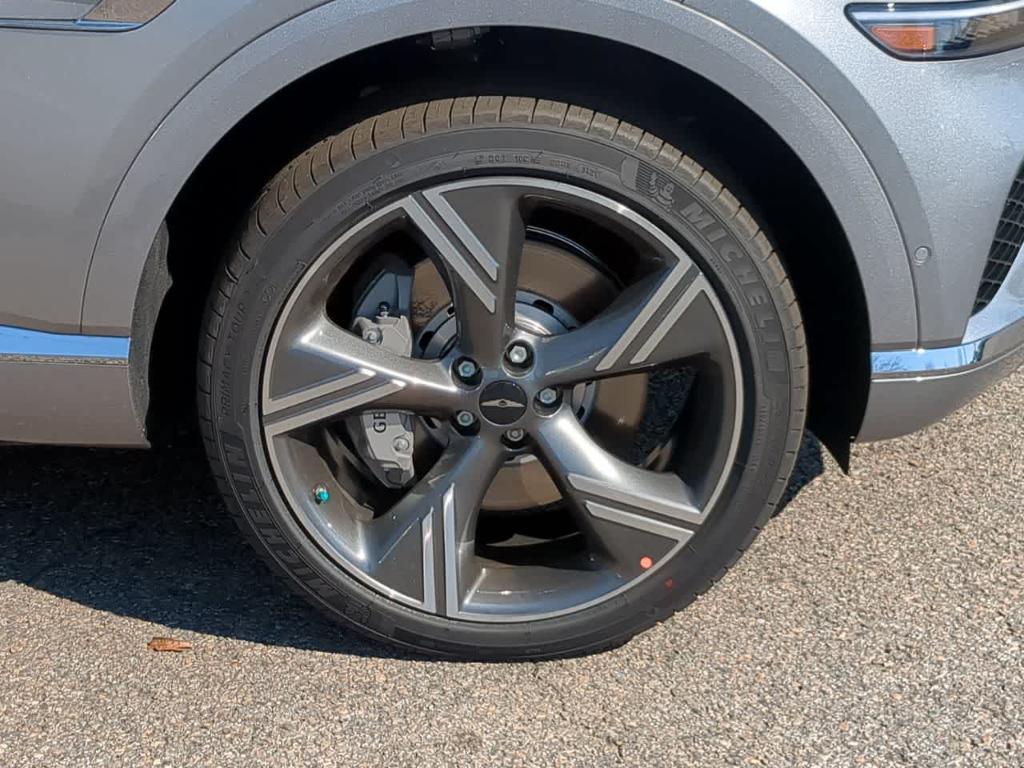 new 2025 Genesis GV80 car, priced at $82,924