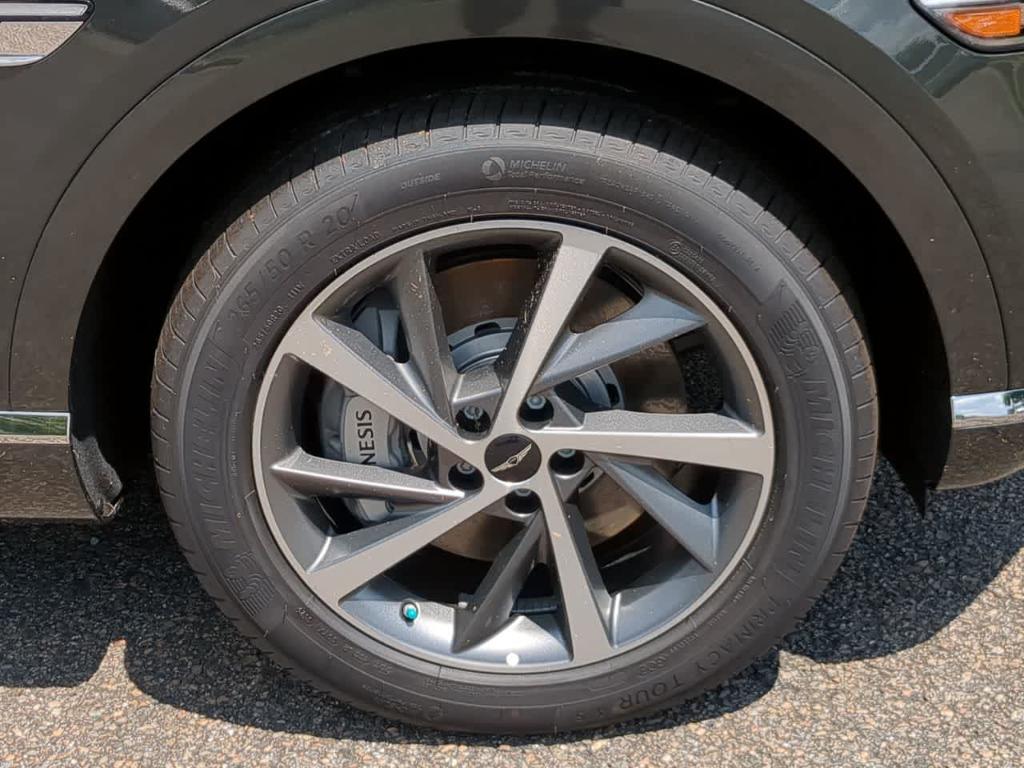 new 2025 Genesis GV80 car, priced at $64,245