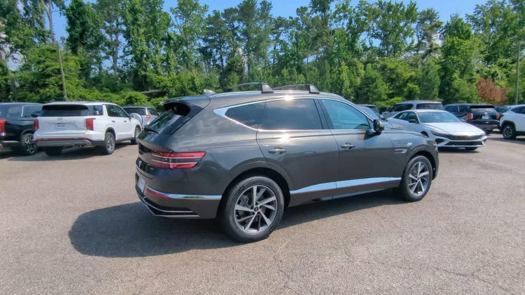 new 2025 Genesis GV80 car, priced at $68,944