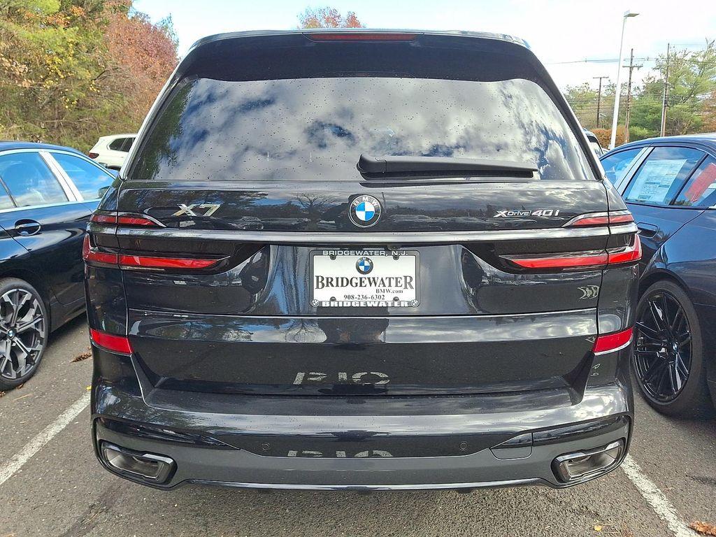 new 2026 BMW X7 car, priced at $101,385