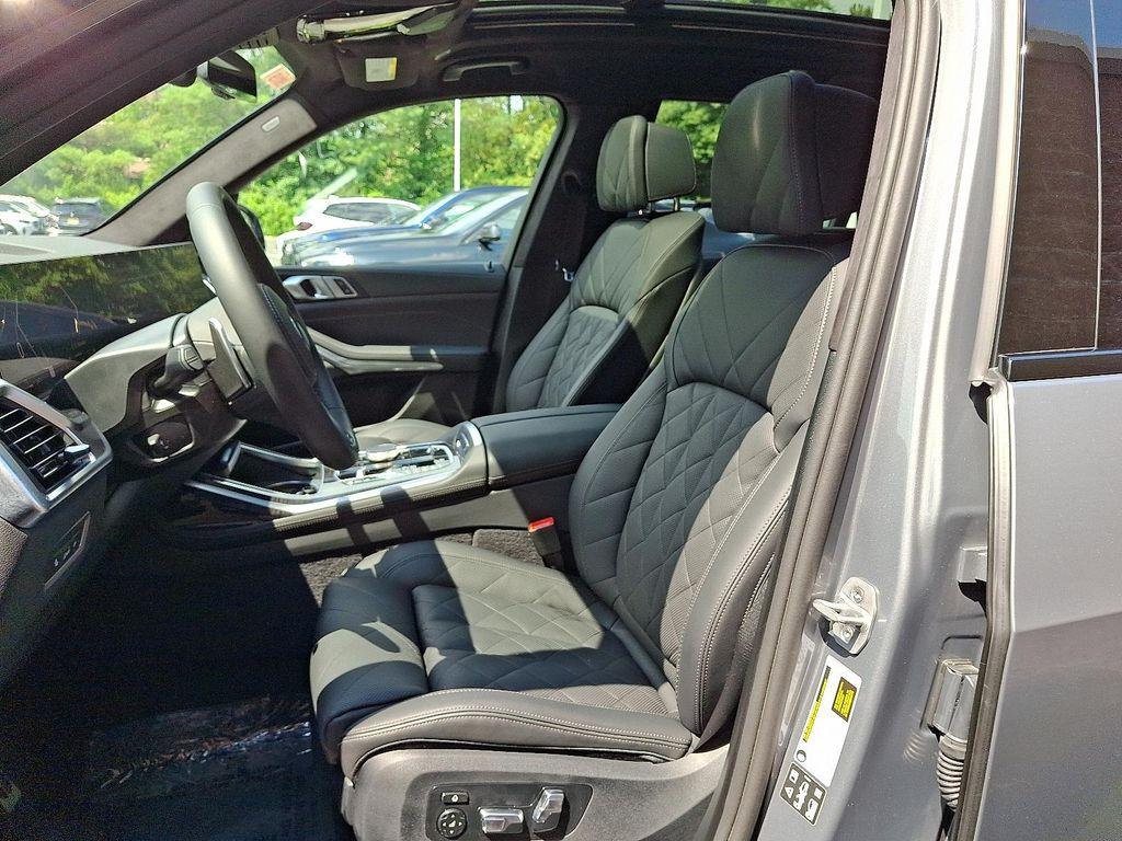 used 2025 BMW X7 car, priced at $81,797