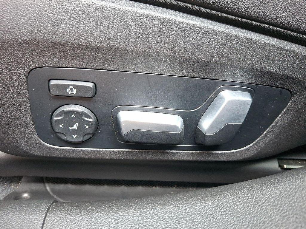 used 2021 BMW 330 car, priced at $24,638
