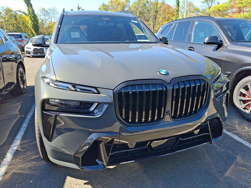 new 2026 BMW X7 car, priced at $98,035