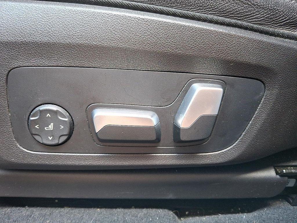 used 2023 BMW X3 car, priced at $36,674