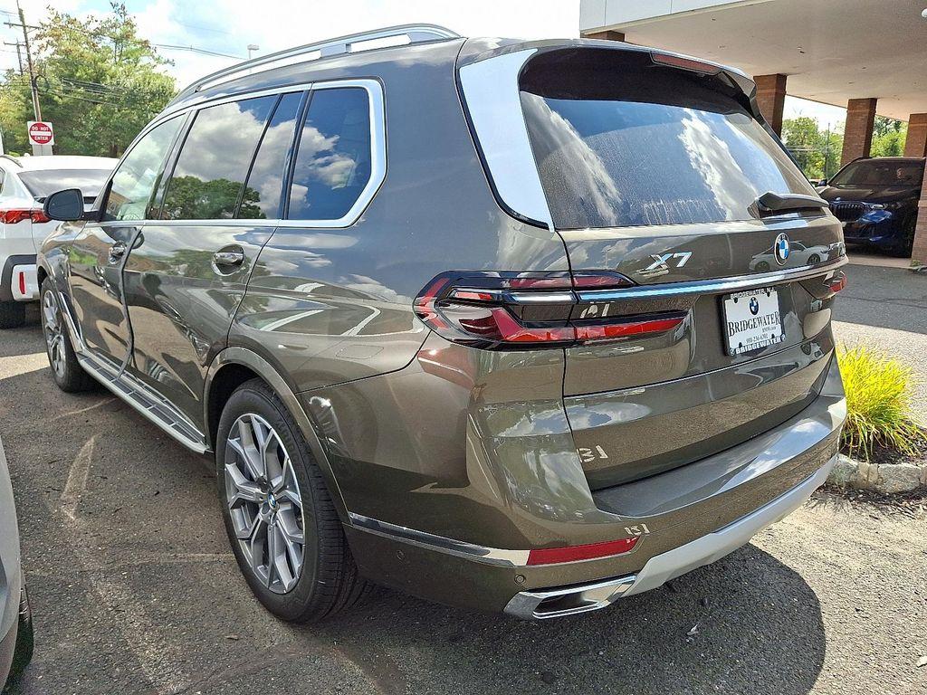 new 2026 BMW X7 car, priced at $101,625