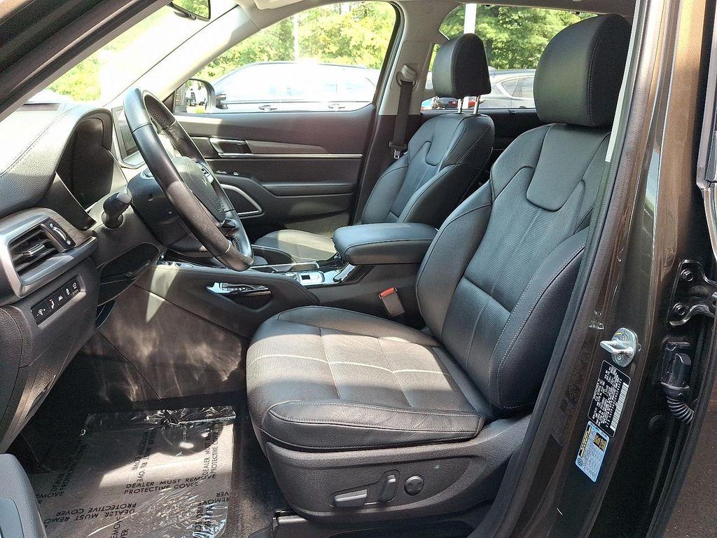 used 2022 Kia Telluride car, priced at $26,797