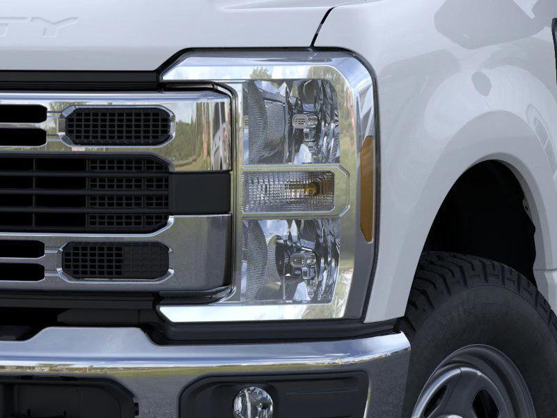 new 2025 Ford F-350 car, priced at $87,650