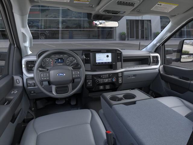 new 2025 Ford F-250 car, priced at $51,870