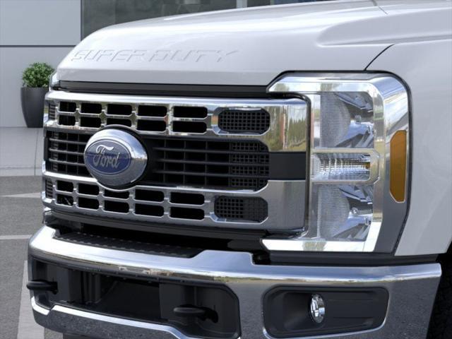 new 2025 Ford F-250 car, priced at $70,970