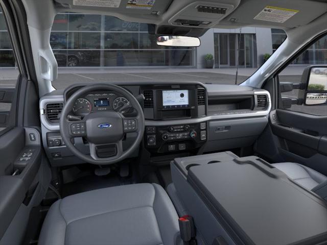 new 2025 Ford F-250 car, priced at $55,680