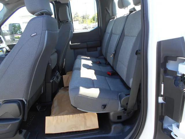 new 2025 Ford F-450 car, priced at $70,570