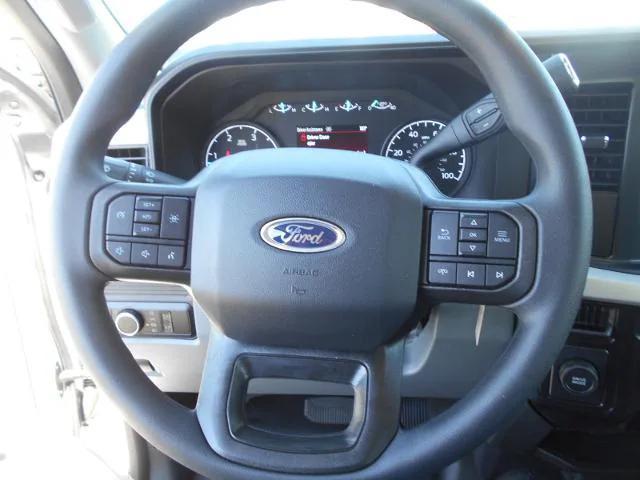 new 2025 Ford F-450 car, priced at $70,570