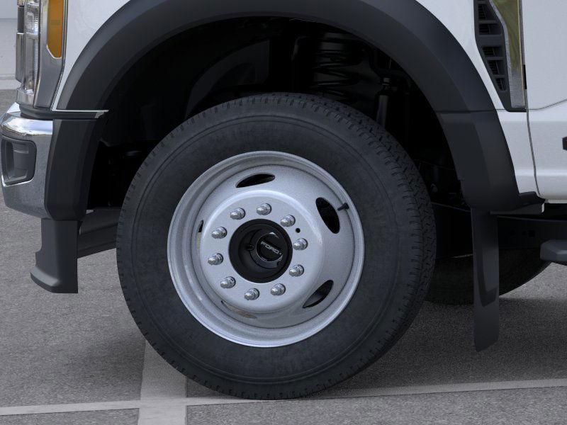 new 2025 Ford F-450 car, priced at $100,395