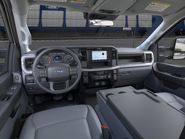 new 2025 Ford F-450 car, priced at $68,385