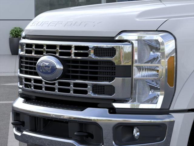 new 2025 Ford F-450 car, priced at $74,720