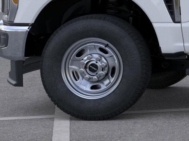 new 2025 Ford F-250 car, priced at $51,870