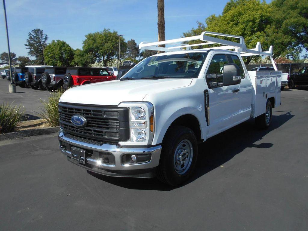 new 2025 Ford F-250 car, priced at $65,895