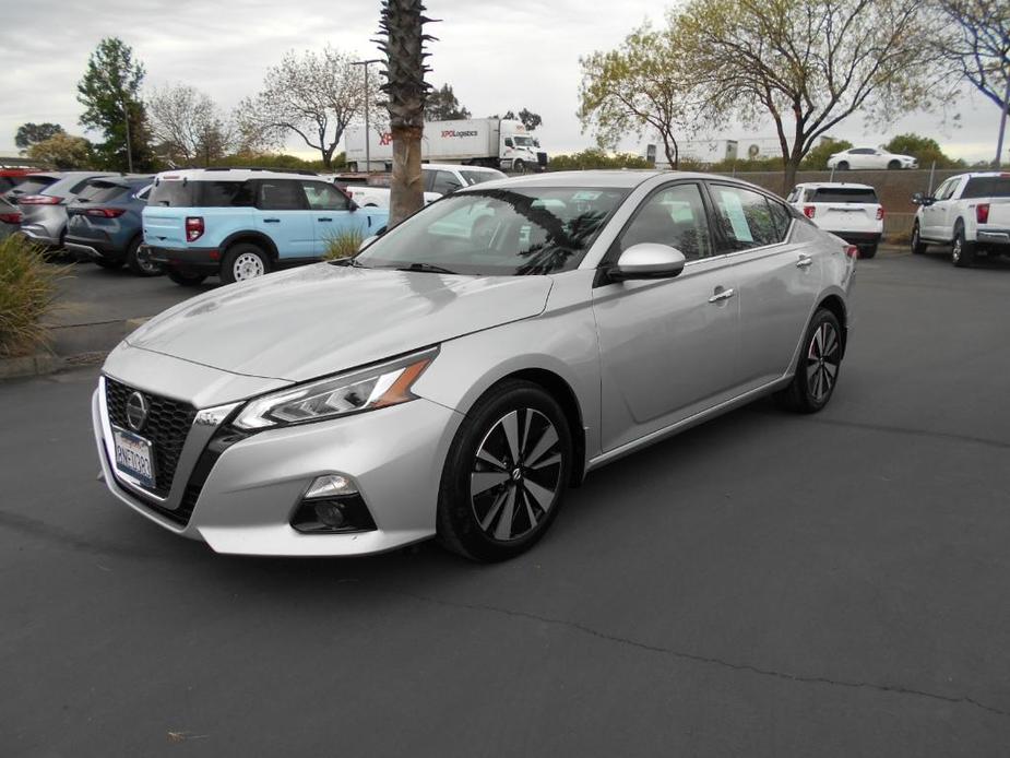 used 2019 Nissan Altima car, priced at $19,995
