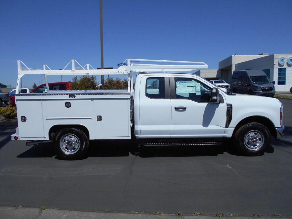 new 2025 Ford F-250 car, priced at $66,000