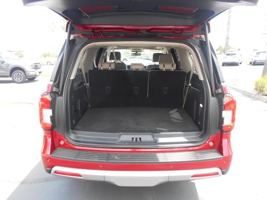 used 2022 Ford Expedition Max car, priced at $59,995