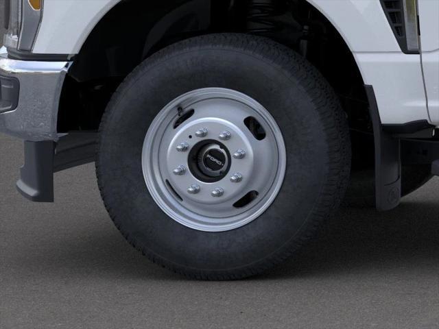 new 2025 Ford F-350 car, priced at $67,020