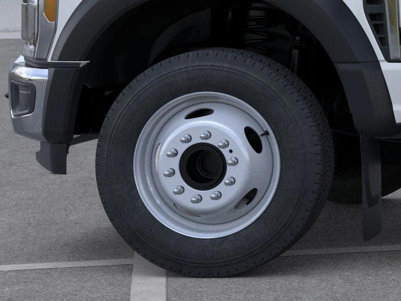 new 2025 Ford F-450 car, priced at $72,330