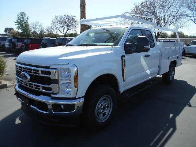 new 2025 Ford F-350 car, priced at $77,620