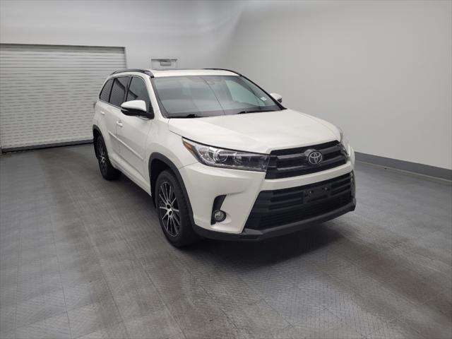 used 2017 Toyota Highlander car, priced at $23,395