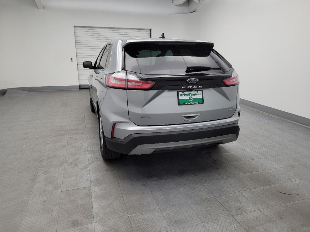 used 2024 Ford Edge car, priced at $24,995