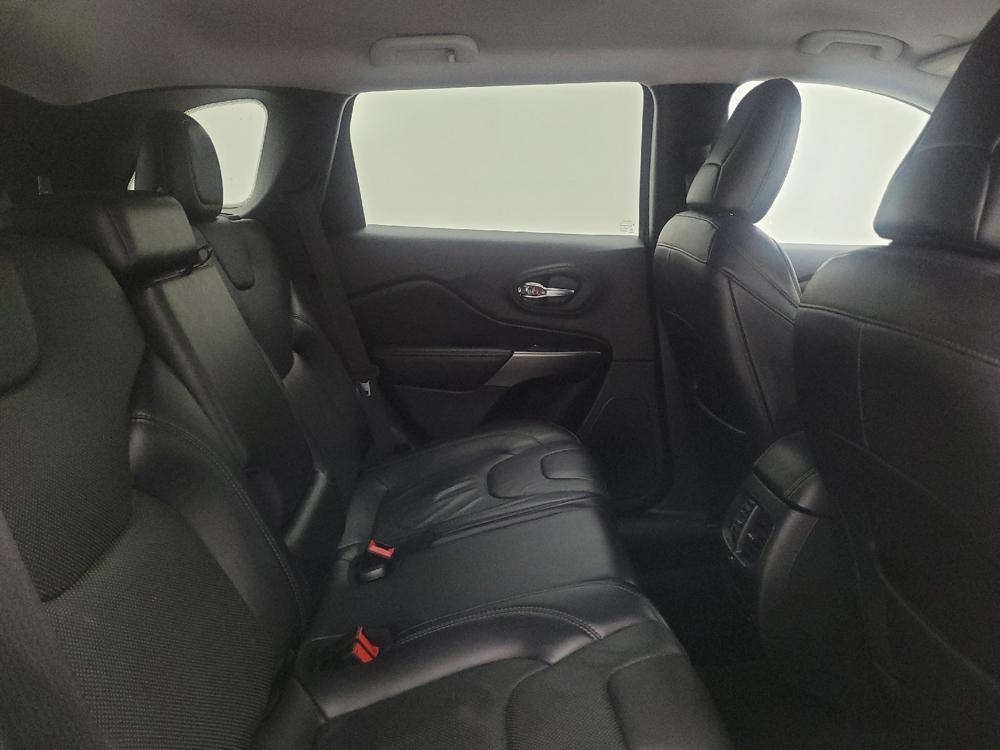 used 2020 Jeep Cherokee car, priced at $21,895