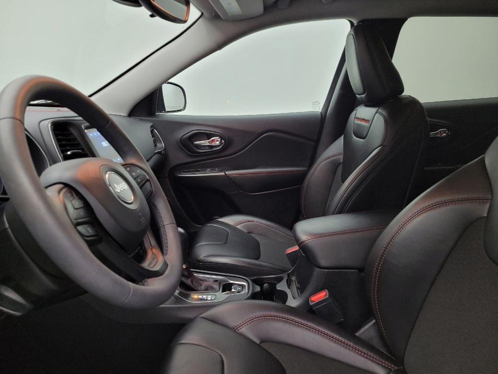 used 2021 Jeep Cherokee car, priced at $25,895