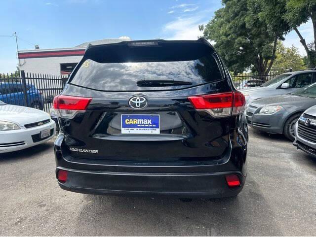 used 2019 Toyota Highlander car, priced at $22,997