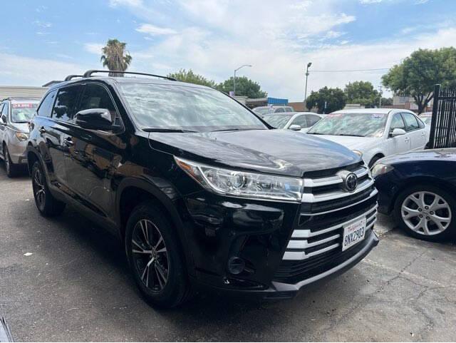 used 2019 Toyota Highlander car, priced at $22,997