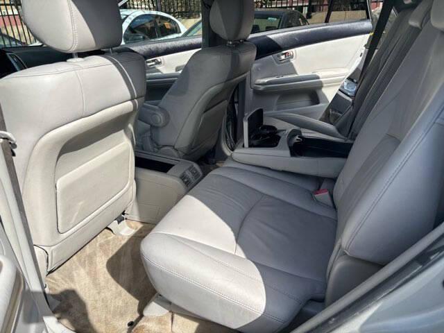 used 2006 Lexus RX 400h car, priced at $5,997