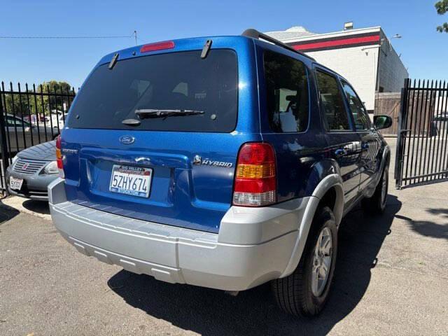 used 2007 Ford Escape Hybrid car, priced at $5,697