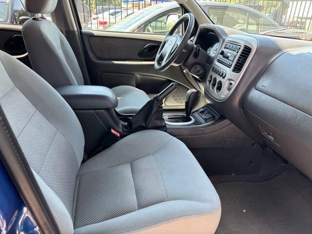 used 2007 Ford Escape Hybrid car, priced at $5,697