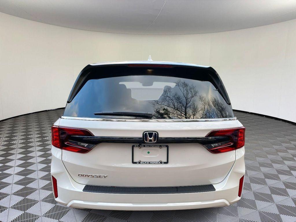 new 2026 Honda Odyssey car, priced at $44,745
