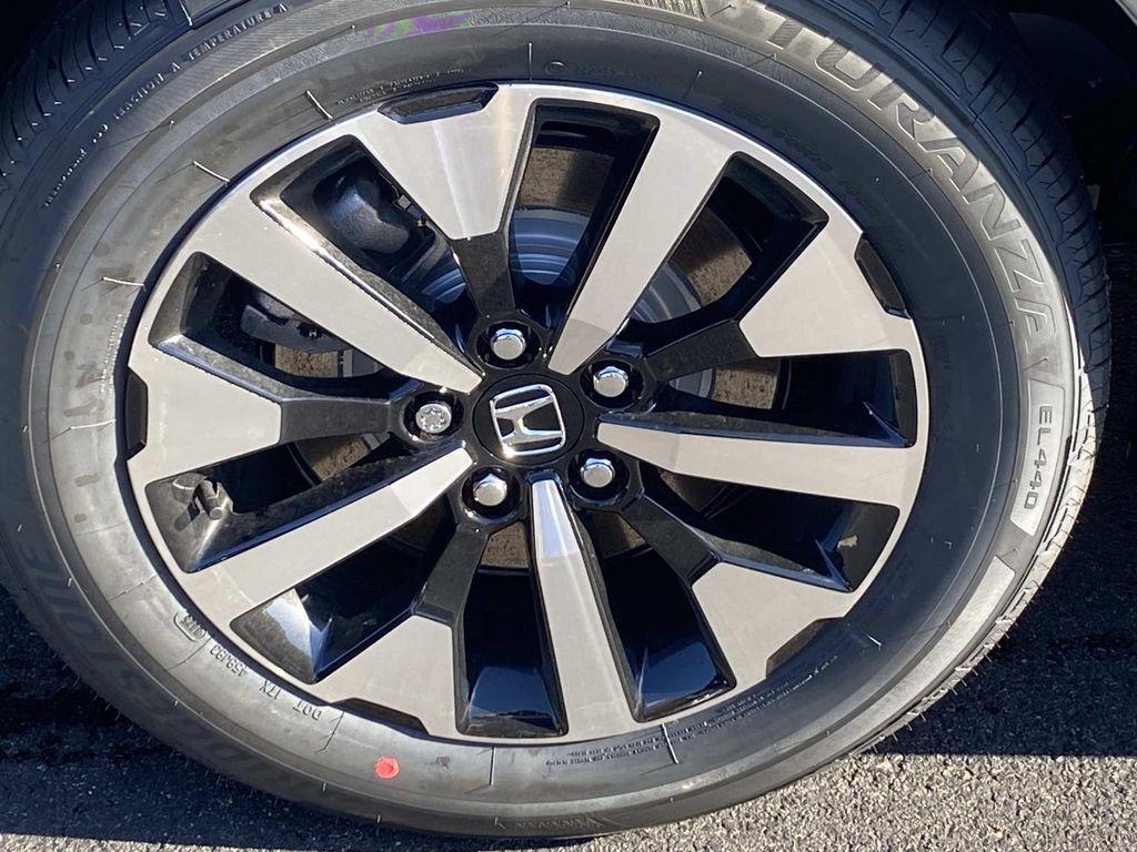 new 2026 Honda Odyssey car, priced at $44,290