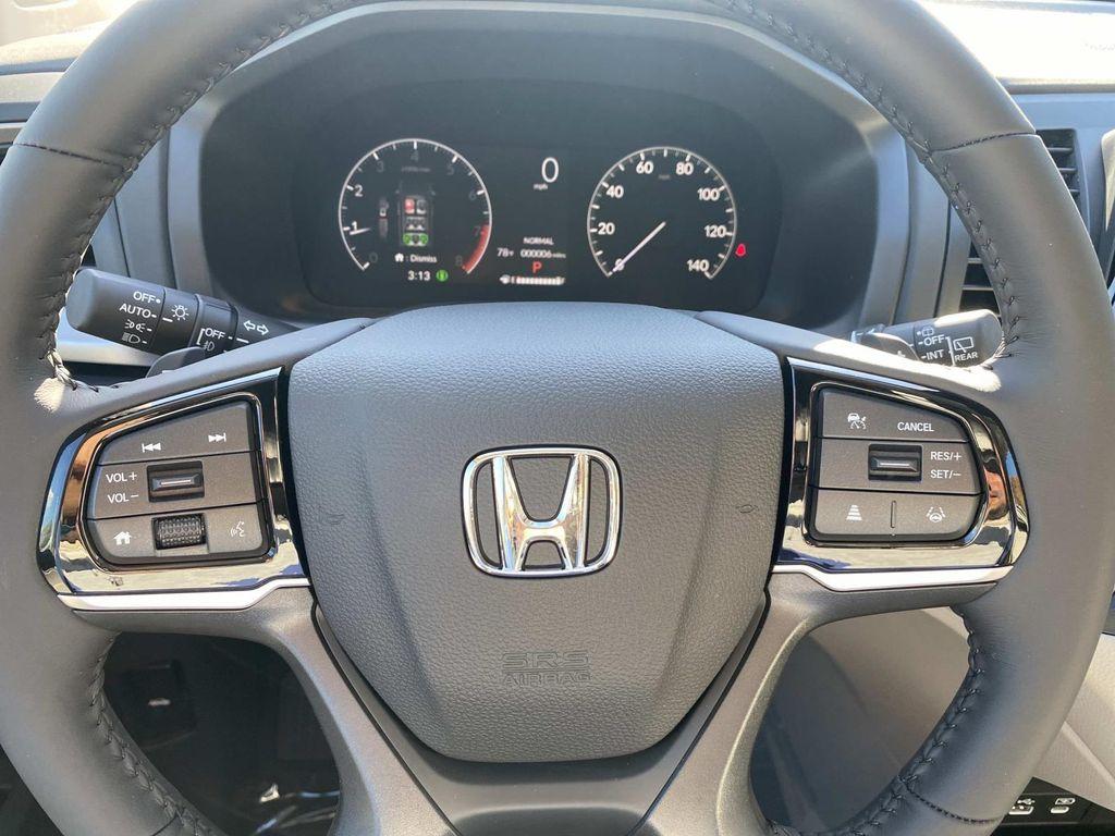 new 2026 Honda Odyssey car, priced at $44,290