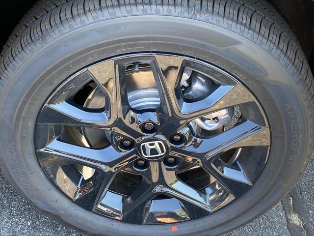 new 2025 Honda HR-V car, priced at $30,850