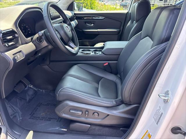 used 2025 Honda Pilot car, priced at $44,444