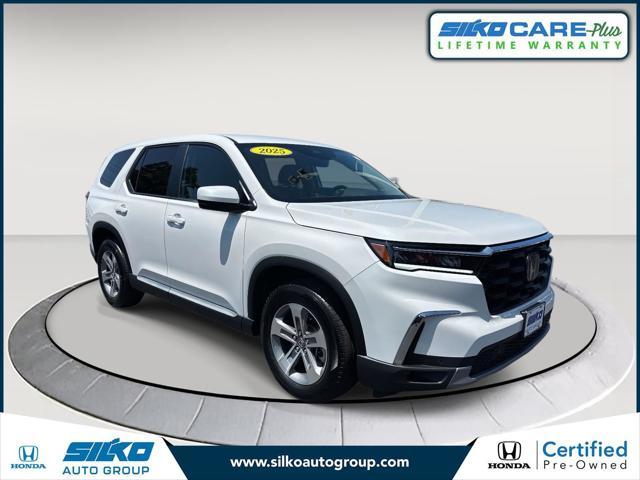 used 2025 Honda Pilot car, priced at $44,444