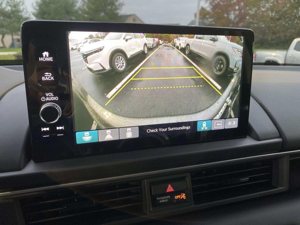 new 2025 Honda Pilot car, priced at $47,095